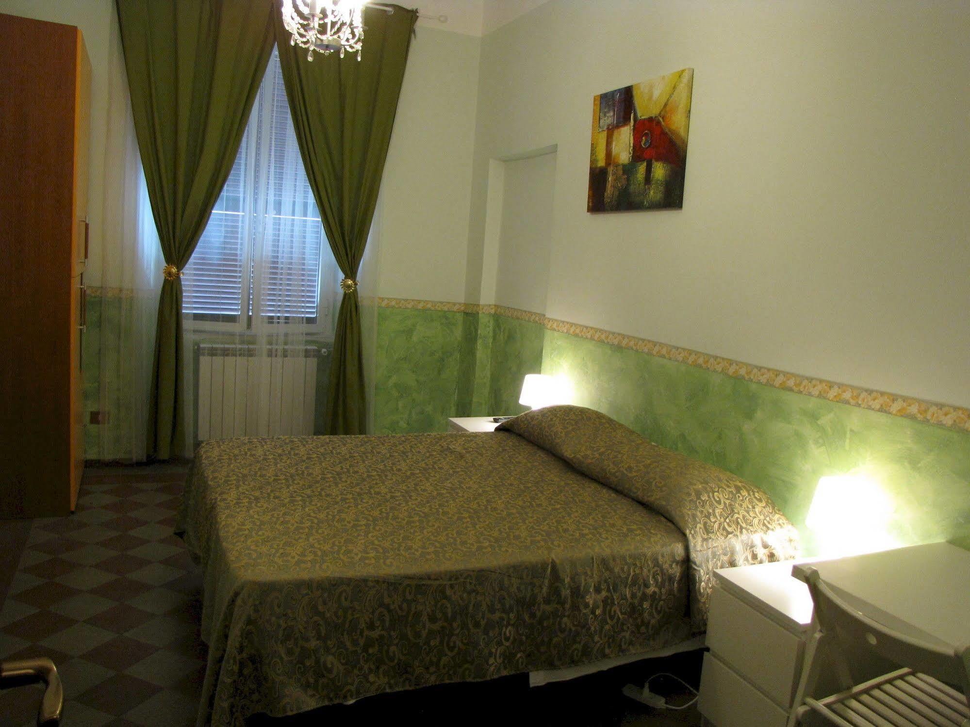 Bed and Breakfast Claudia House Roma Termini Exterior foto